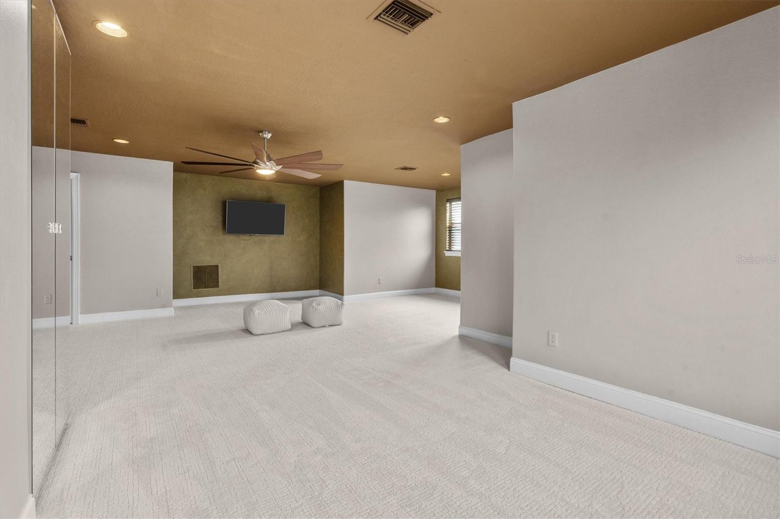 CAPE ORLANDO ESTATES - Residential