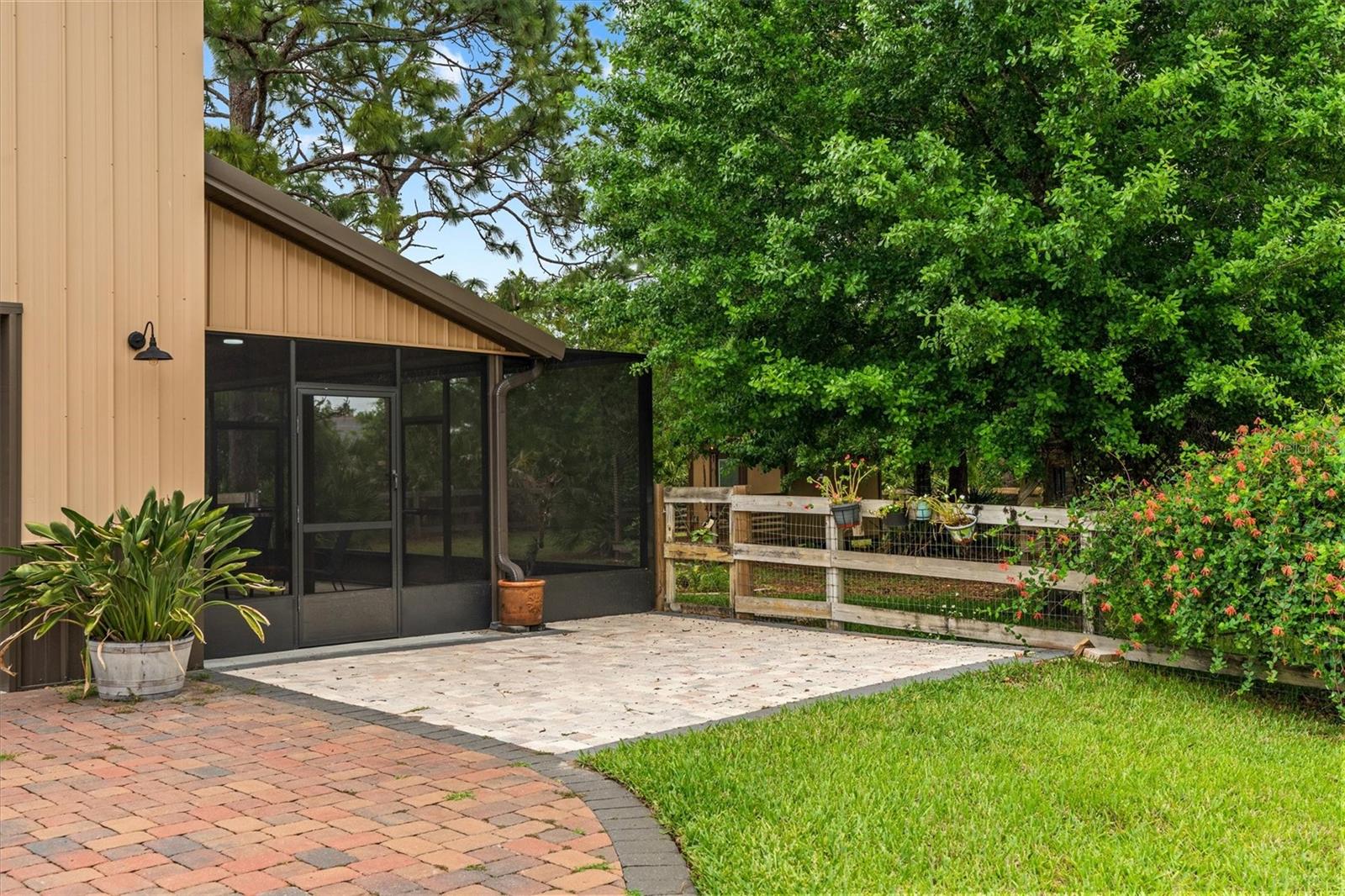 CAPE ORLANDO ESTATES - Residential