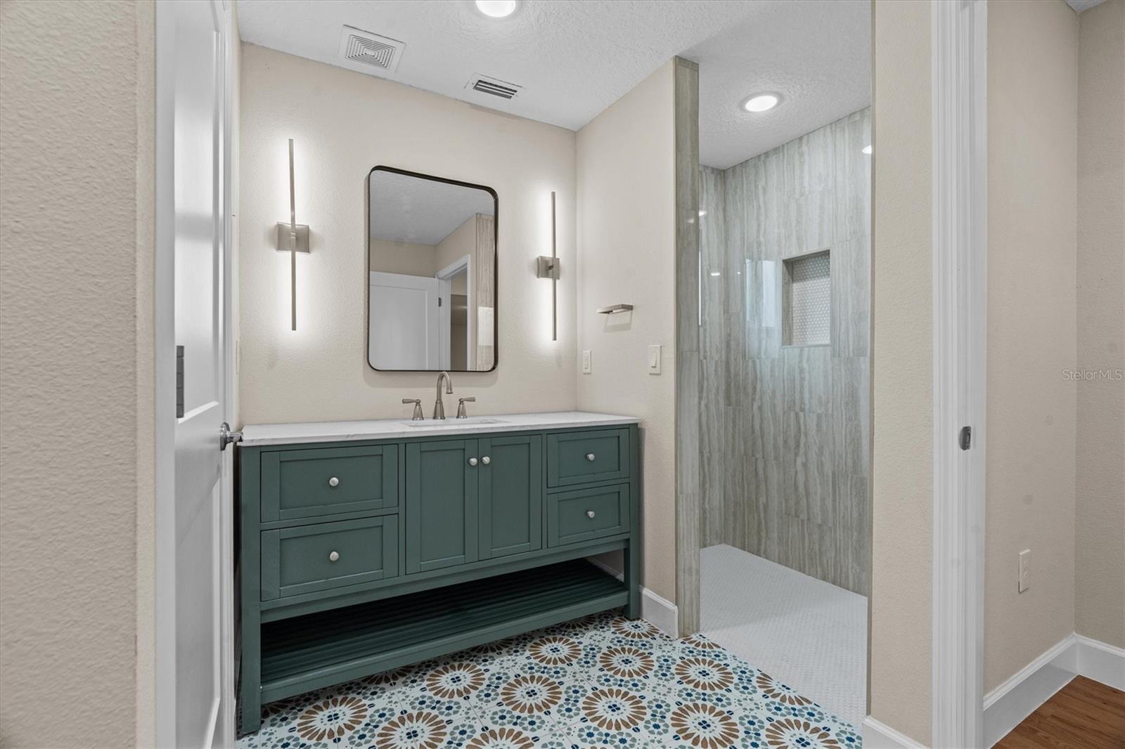 CAPE ORLANDO ESTATES - Residential