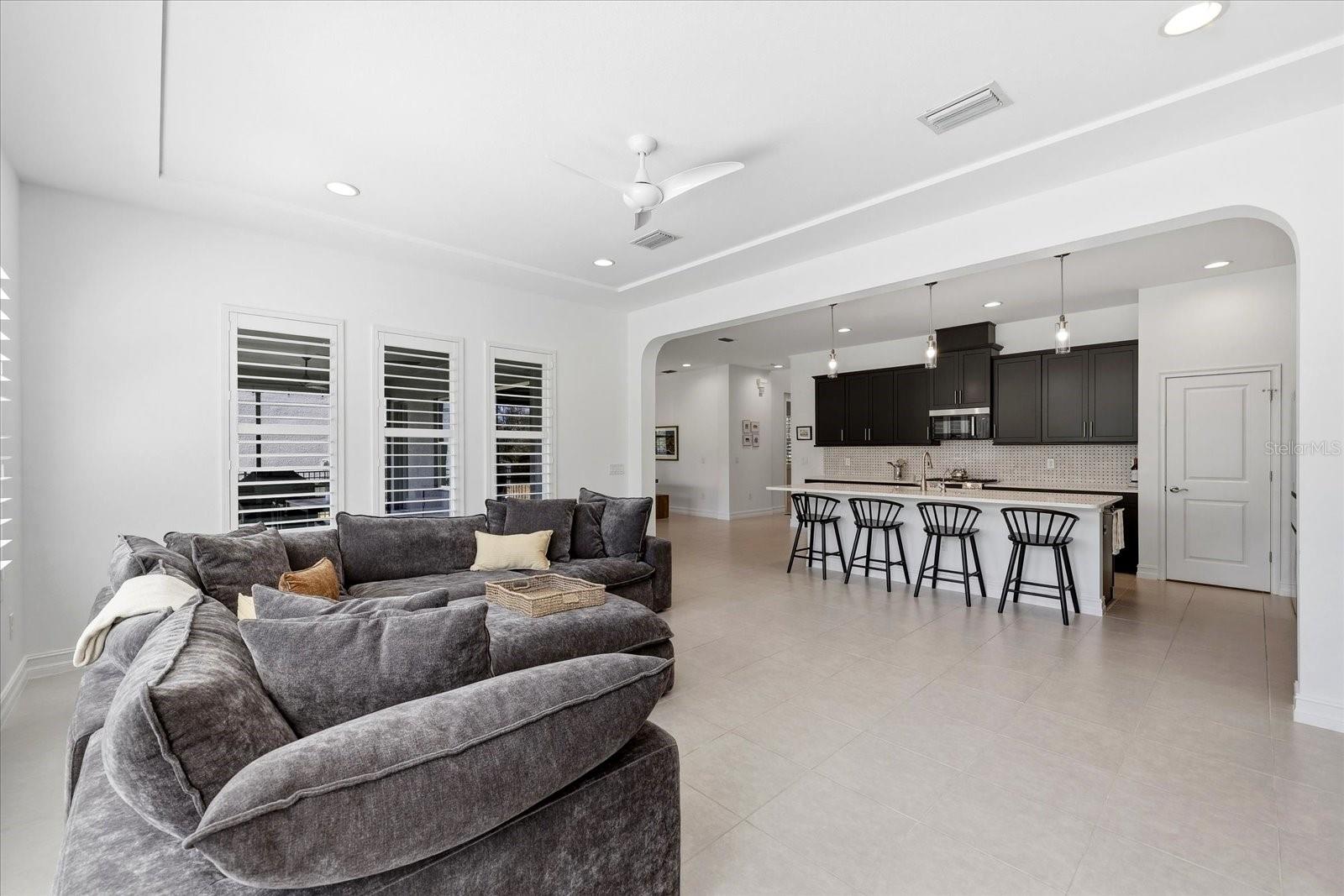 ARBOR GRANDE - Residential