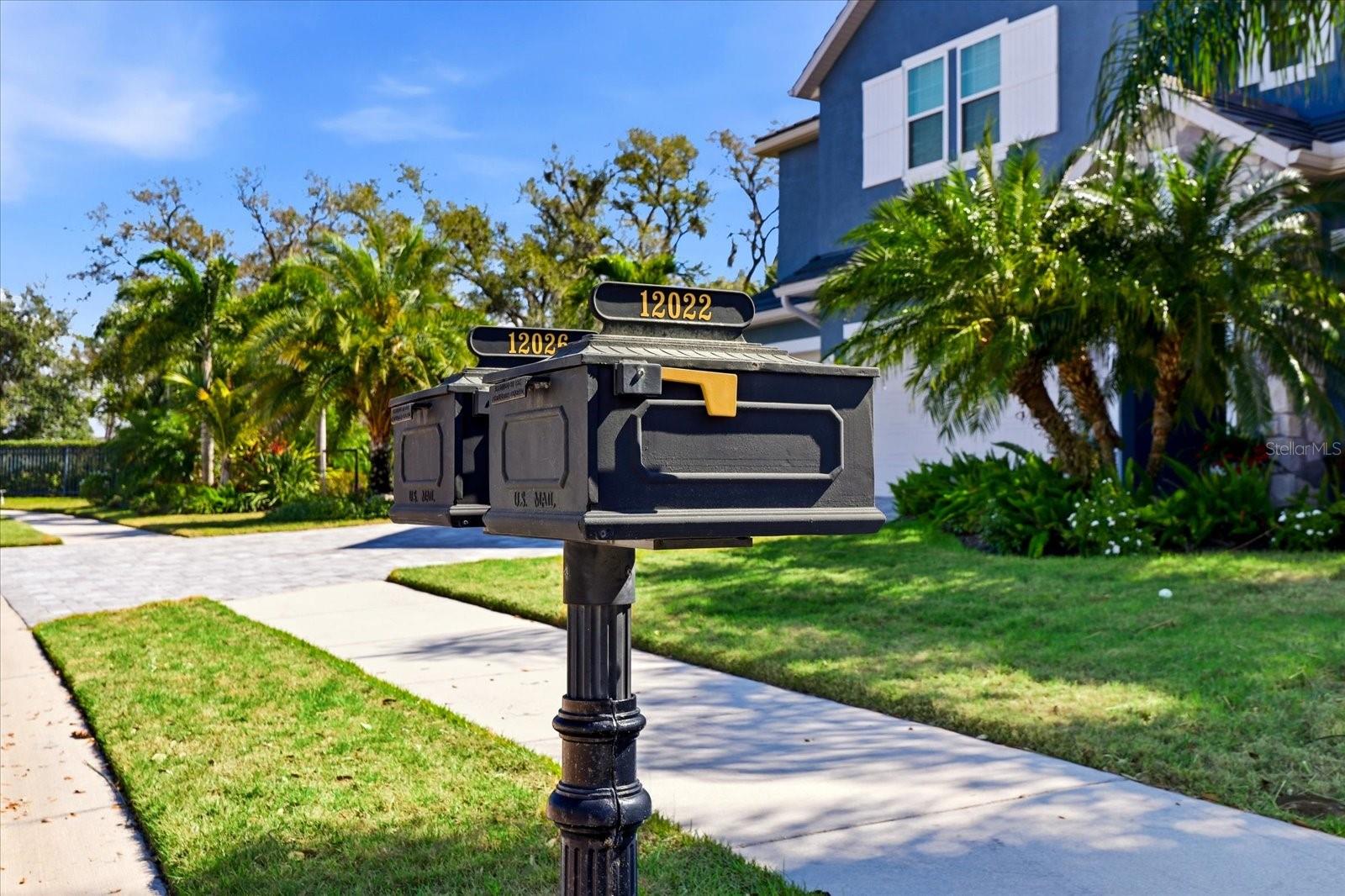 ARBOR GRANDE - Residential