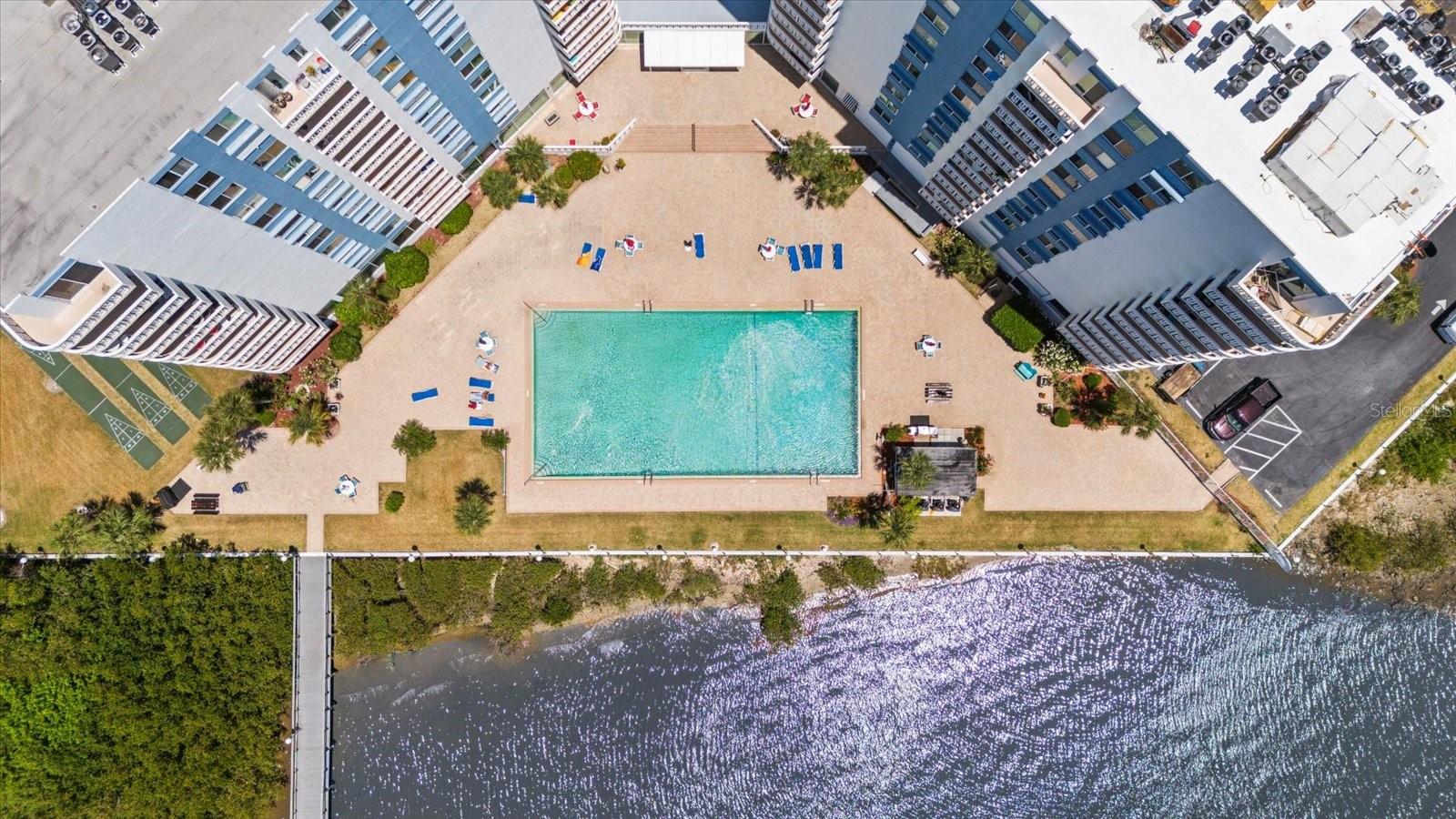 BAYSHORE BATH & TENNIS CLUB CONDO - Residential