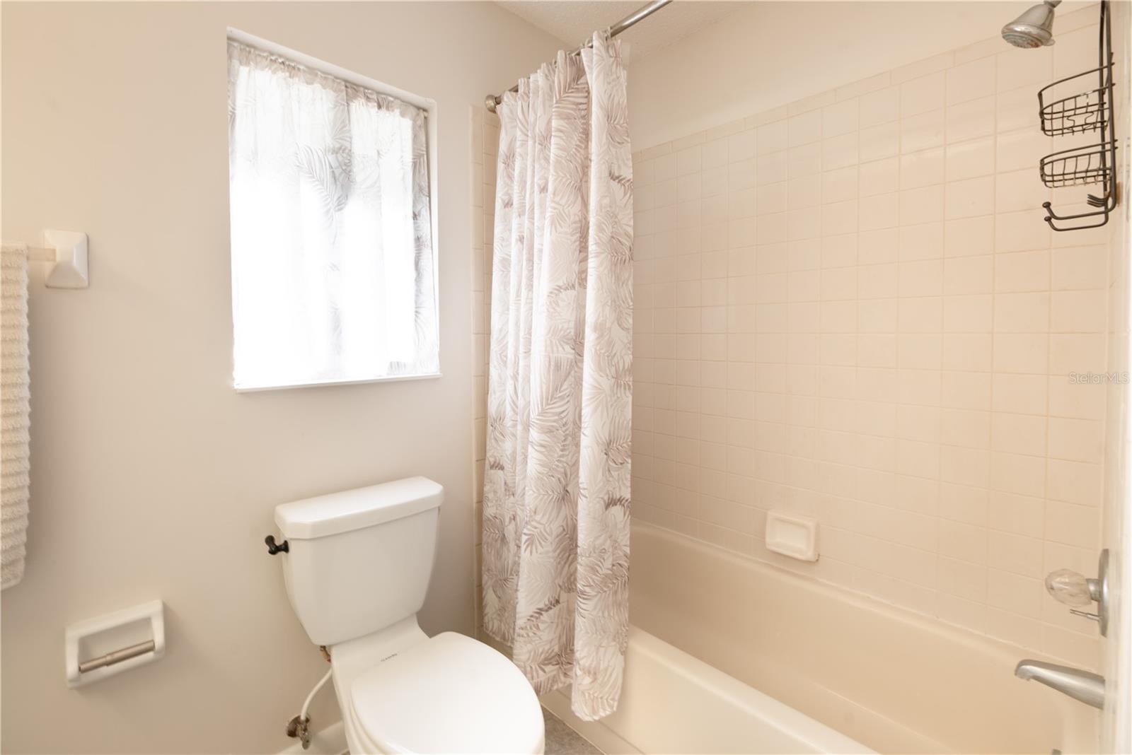 QUAIL HOLLOW - Residential