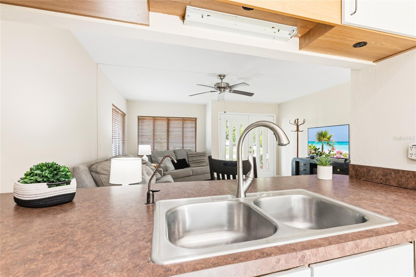 QUAIL HOLLOW - Residential