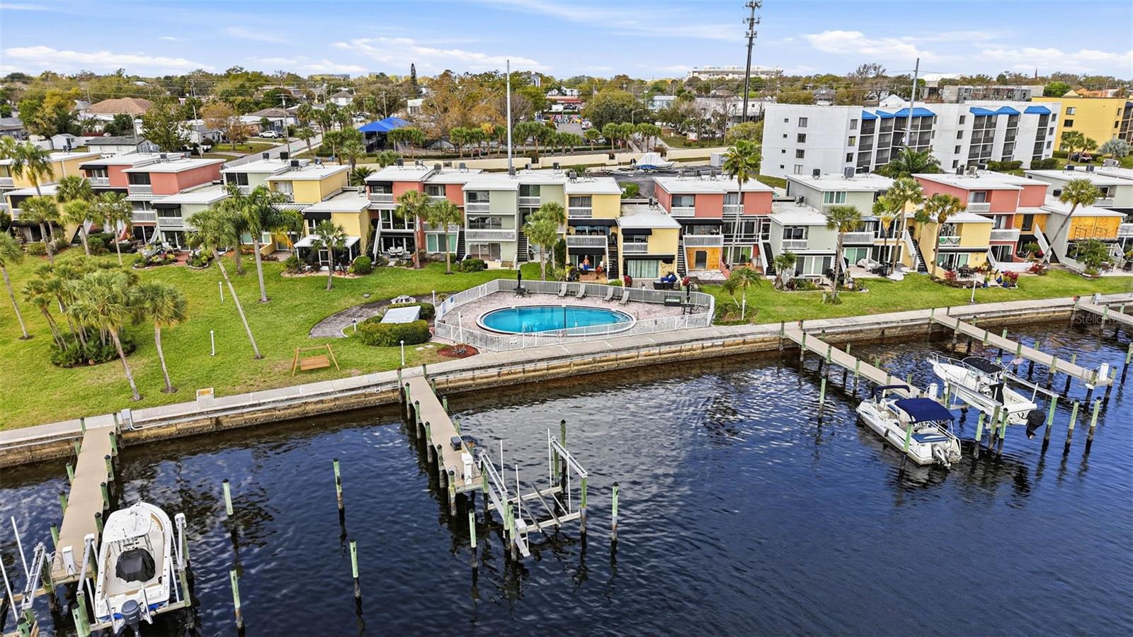 THE MARINA CLUB OF TAMPA BUILD - Residential