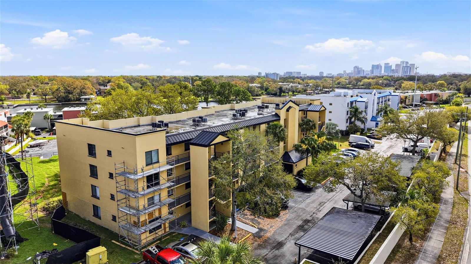 THE MARINA CLUB OF TAMPA BUILD - Residential