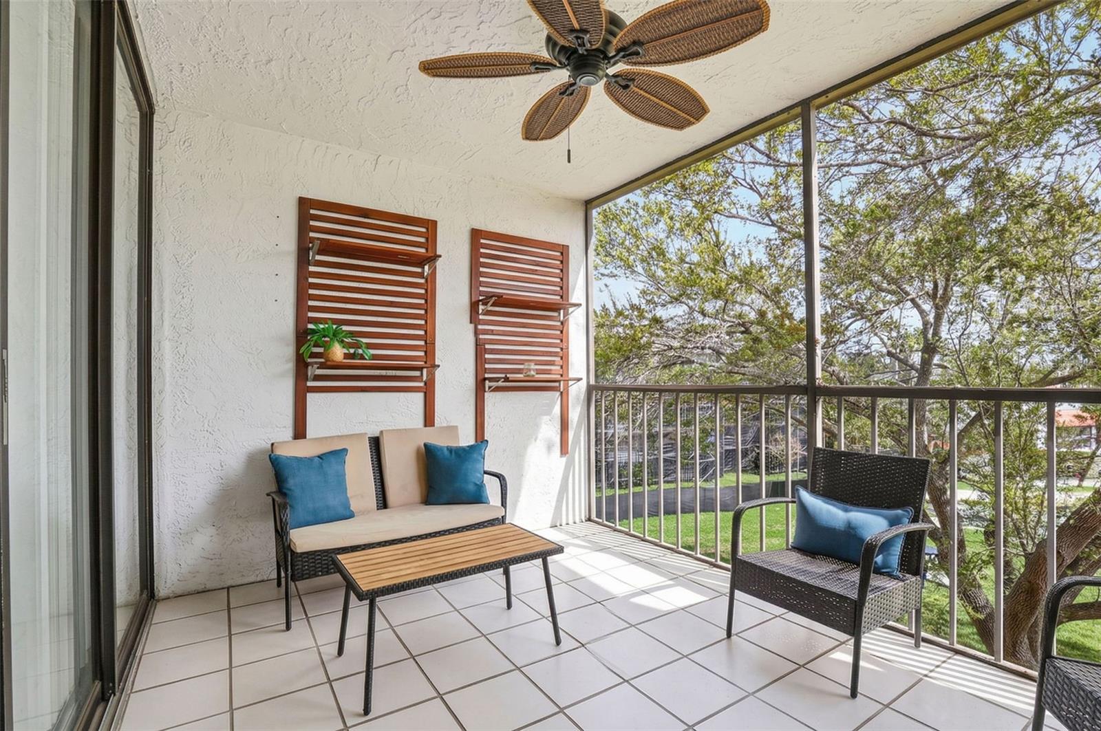 THE MARINA CLUB OF TAMPA BUILD - Residential