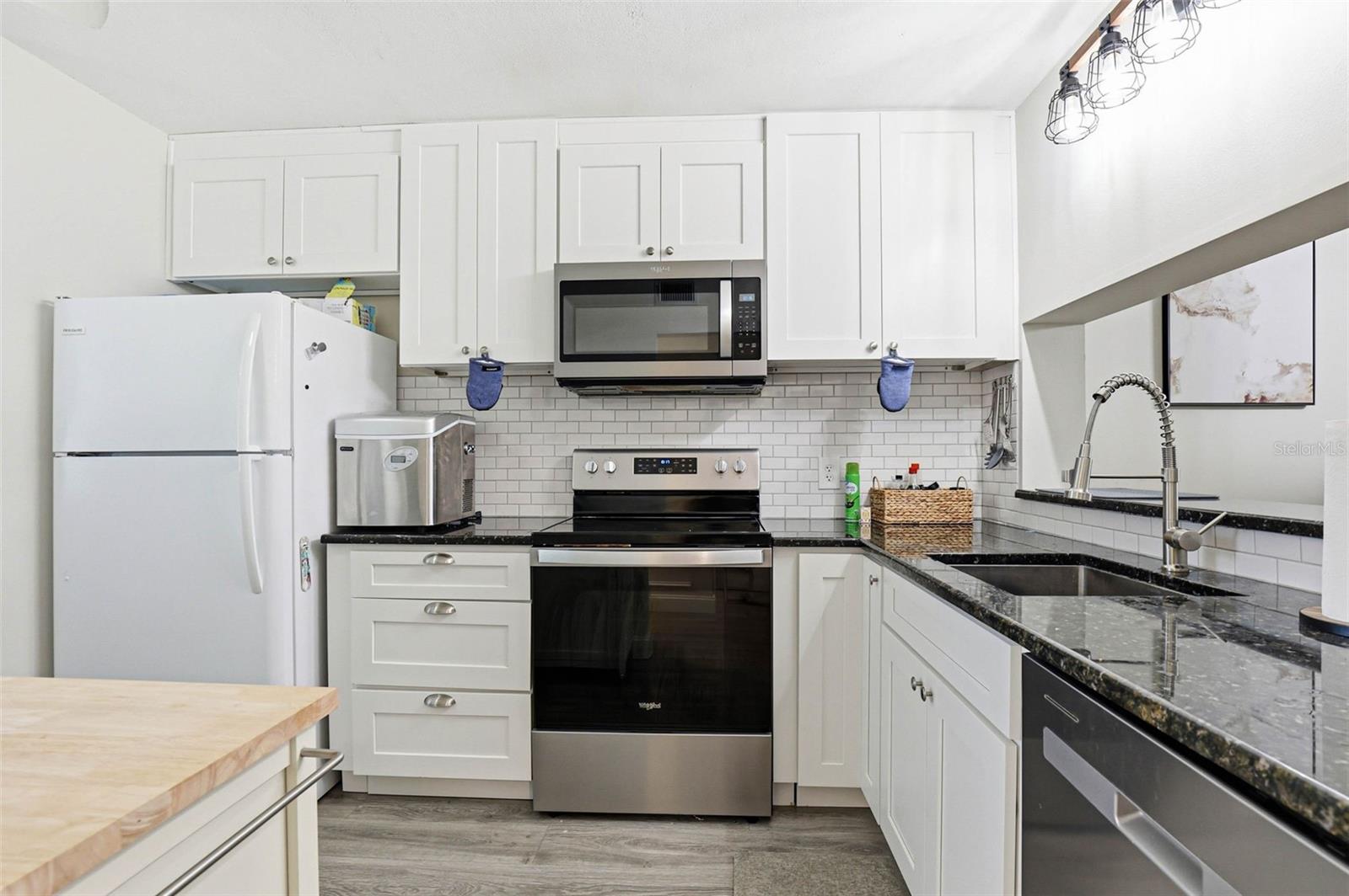 THE MARINA CLUB OF TAMPA BUILD - Residential