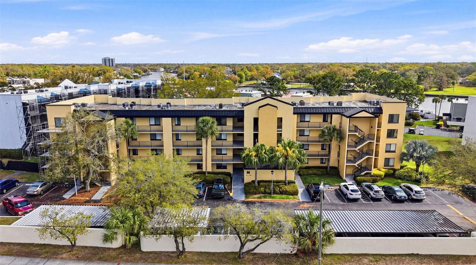 THE MARINA CLUB OF TAMPA BUILD - Residential