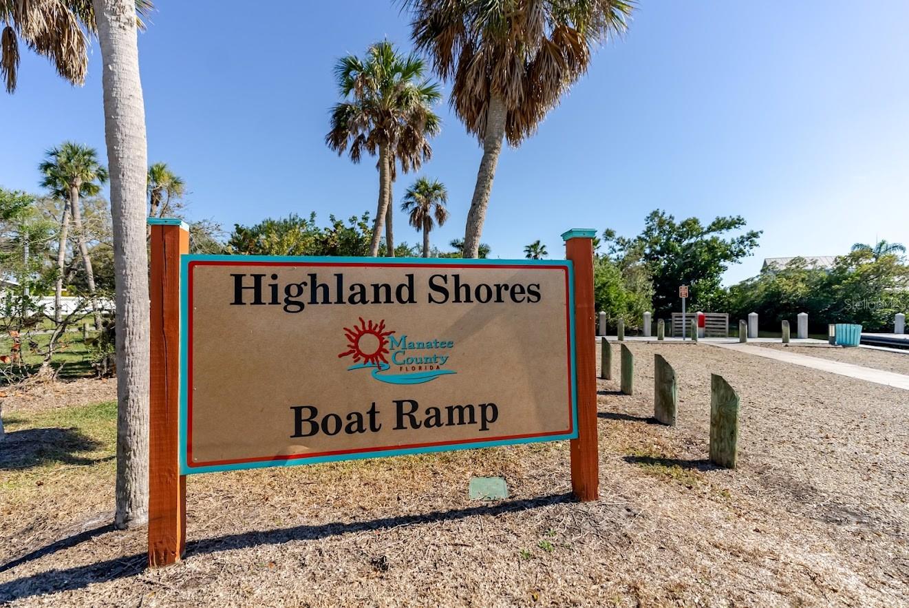 HIGHLAND SHORES FOURTH UNIT - Land