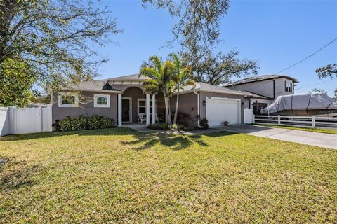 Photo of 3008 W Leroy Street, Tampa, FL 33607 (MLS # TB8487482)