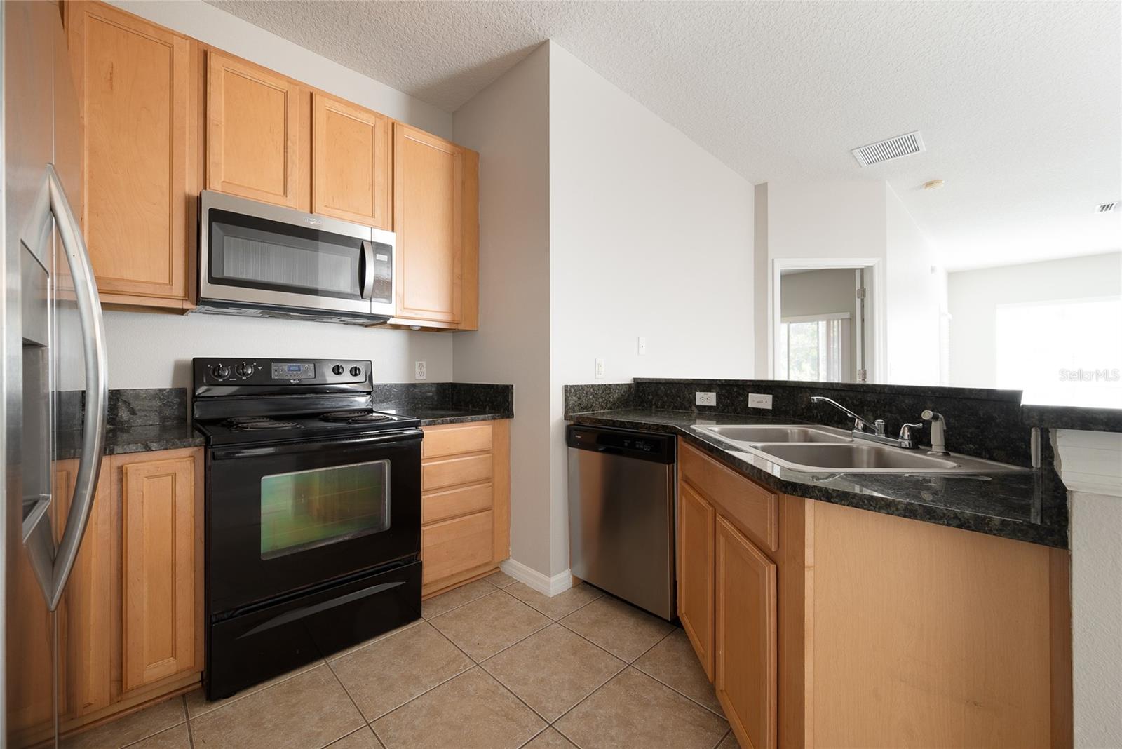 VILLAS AT CHASE GROVES A CONDO - Residential