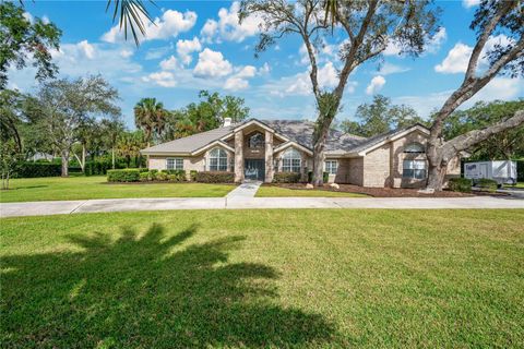 A home in LONGWOOD