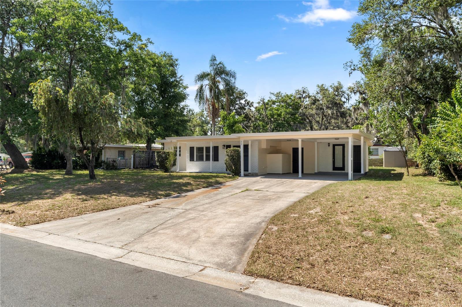 404 COURTNEY DRIVE