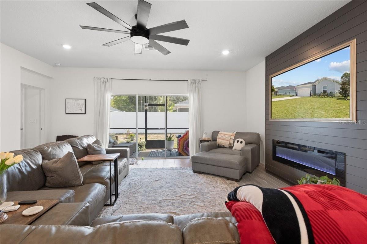 COUNTRY LANE ESTATES - Residential
