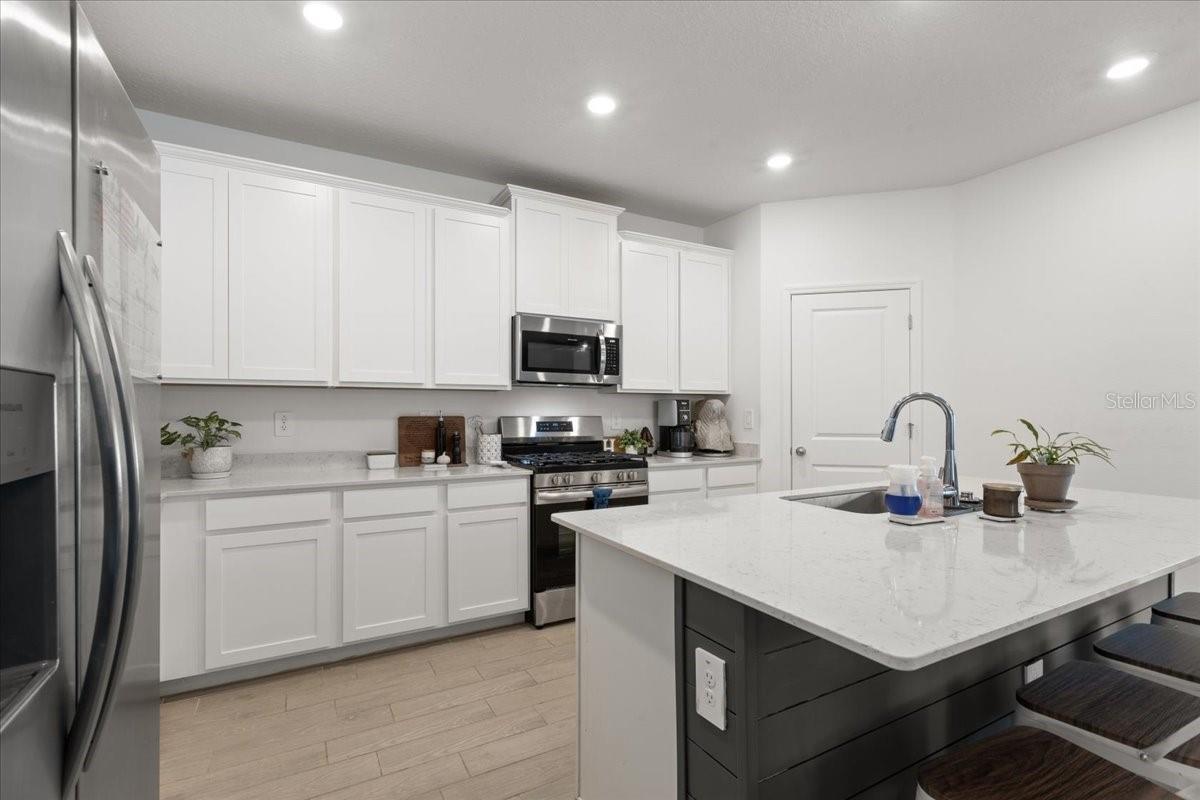 COUNTRY LANE ESTATES - Residential