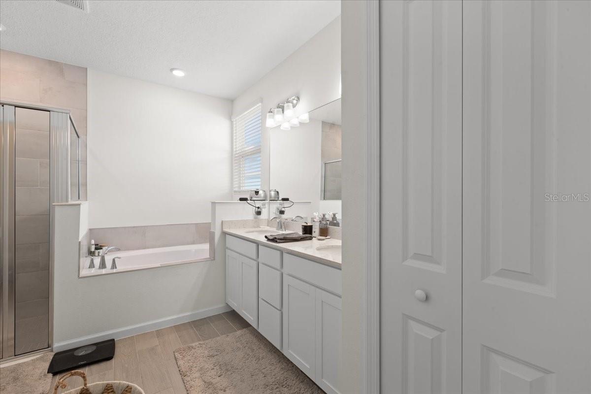 COUNTRY LANE ESTATES - Residential