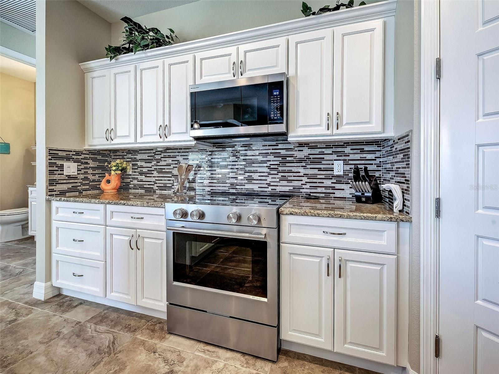 ROTONDA WEST LONG MEADOW - Residential