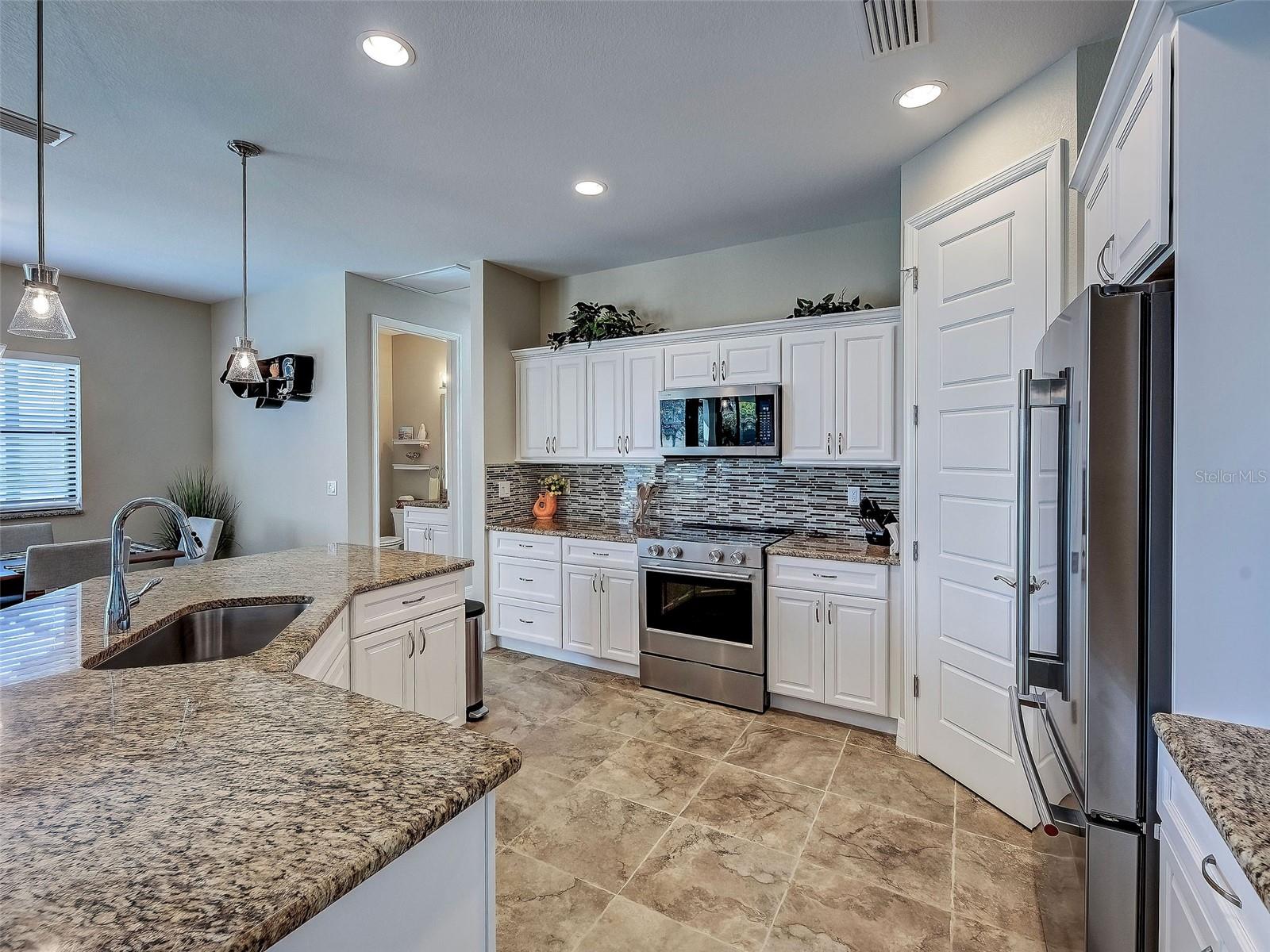 ROTONDA WEST LONG MEADOW - Residential