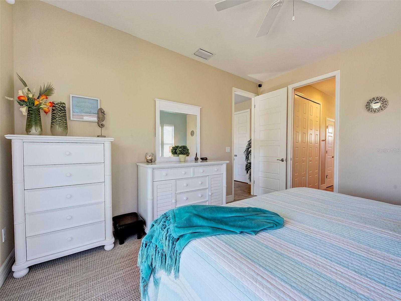 ROTONDA WEST LONG MEADOW - Residential