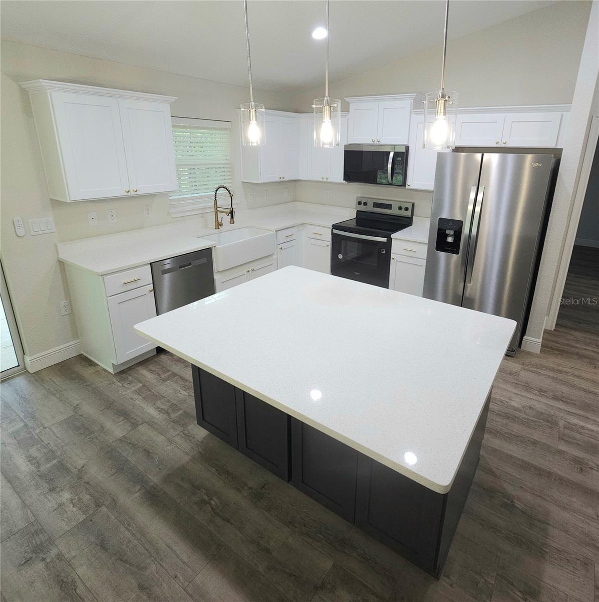 CITRUS SPGS UNIT 01 - Residential Lease