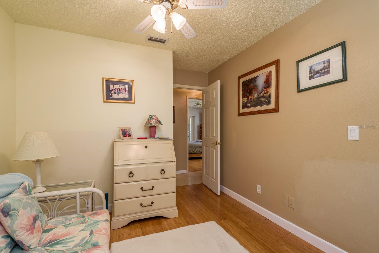 CHATEAUX WOODS CONDO - Residential