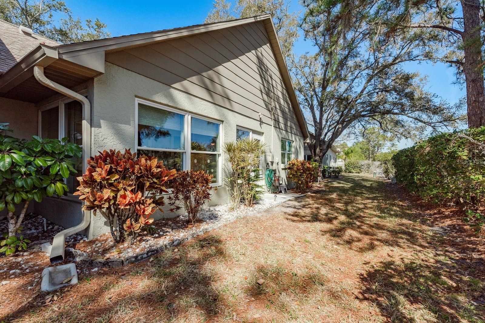 CHATEAUX WOODS CONDO - Residential