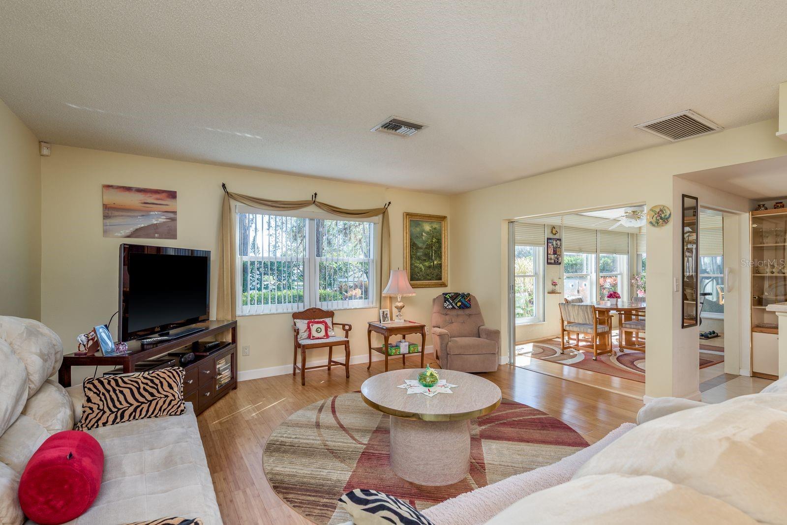 CHATEAUX WOODS CONDO - Residential