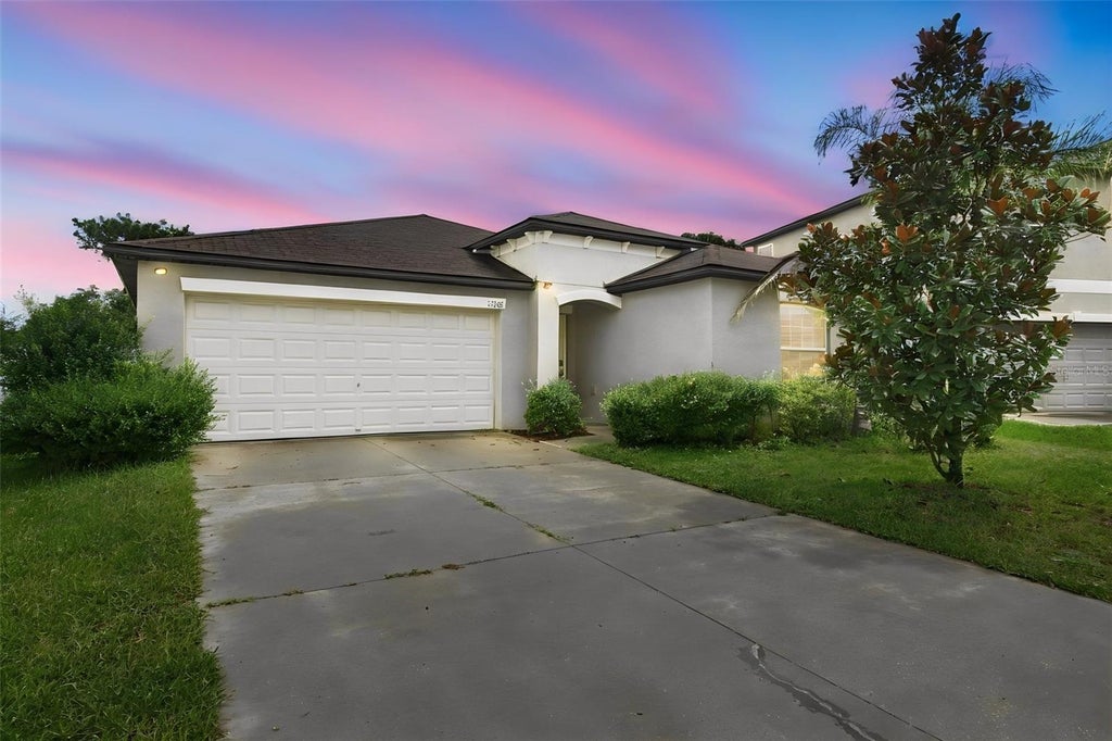 Photo of 12903 Wildflower Meadow Drive, Riverview, FL 33579 (MLS # TB8548283)