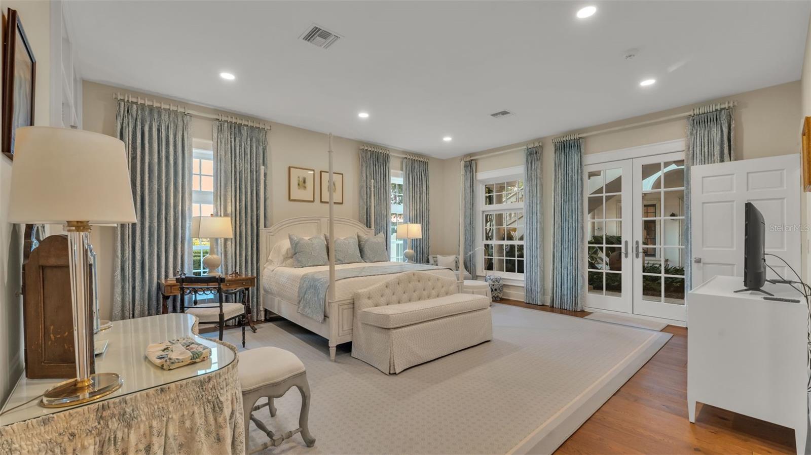 MOUNTAIN LAKE UNREC - Residential