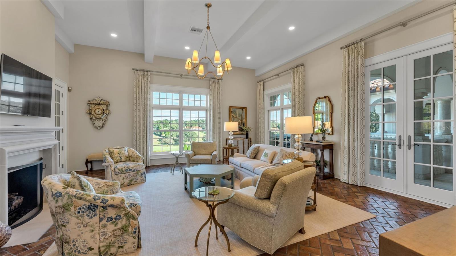 MOUNTAIN LAKE UNREC - Residential