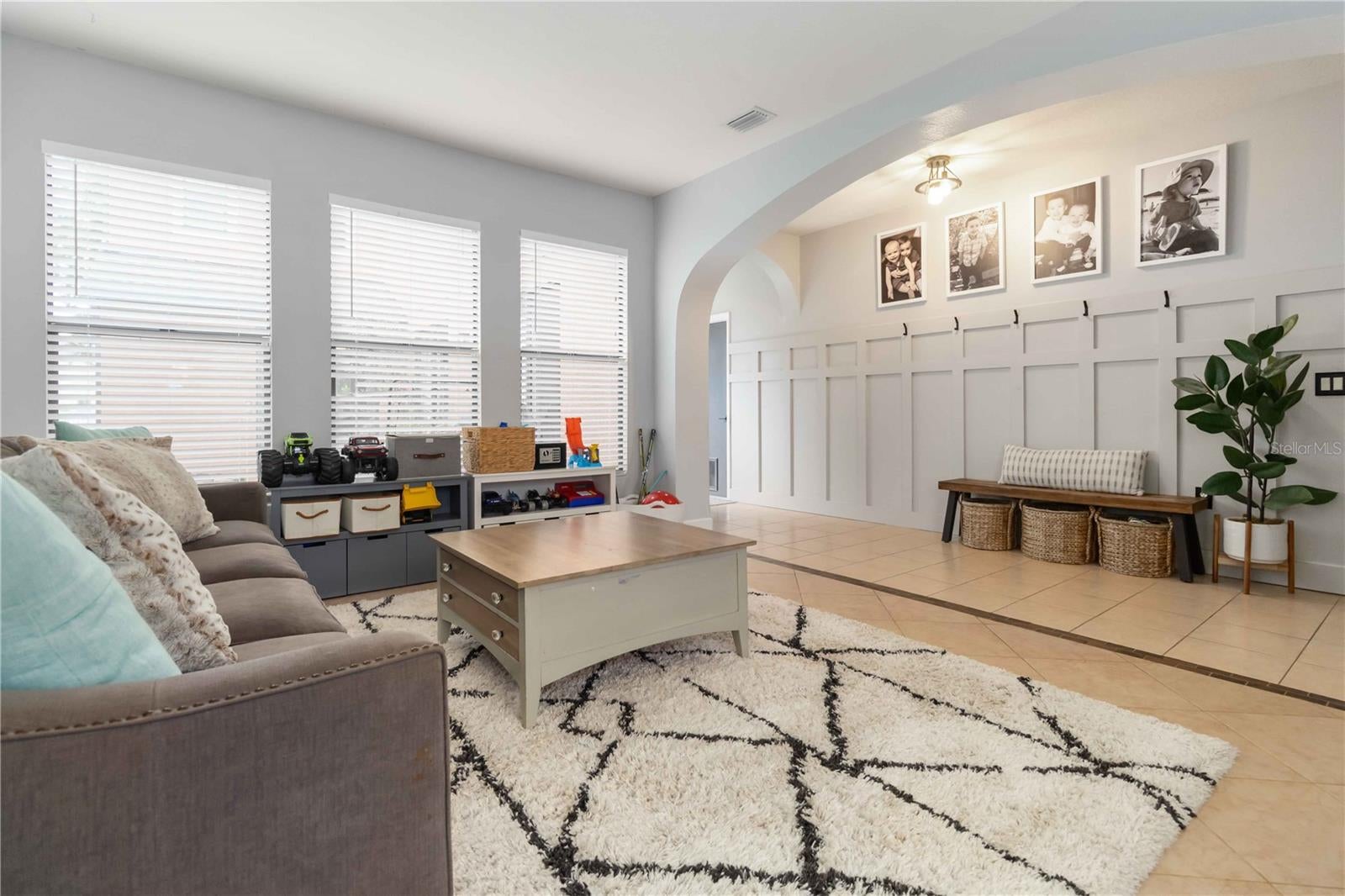 3053 GLENRIDGE CIRCLE
