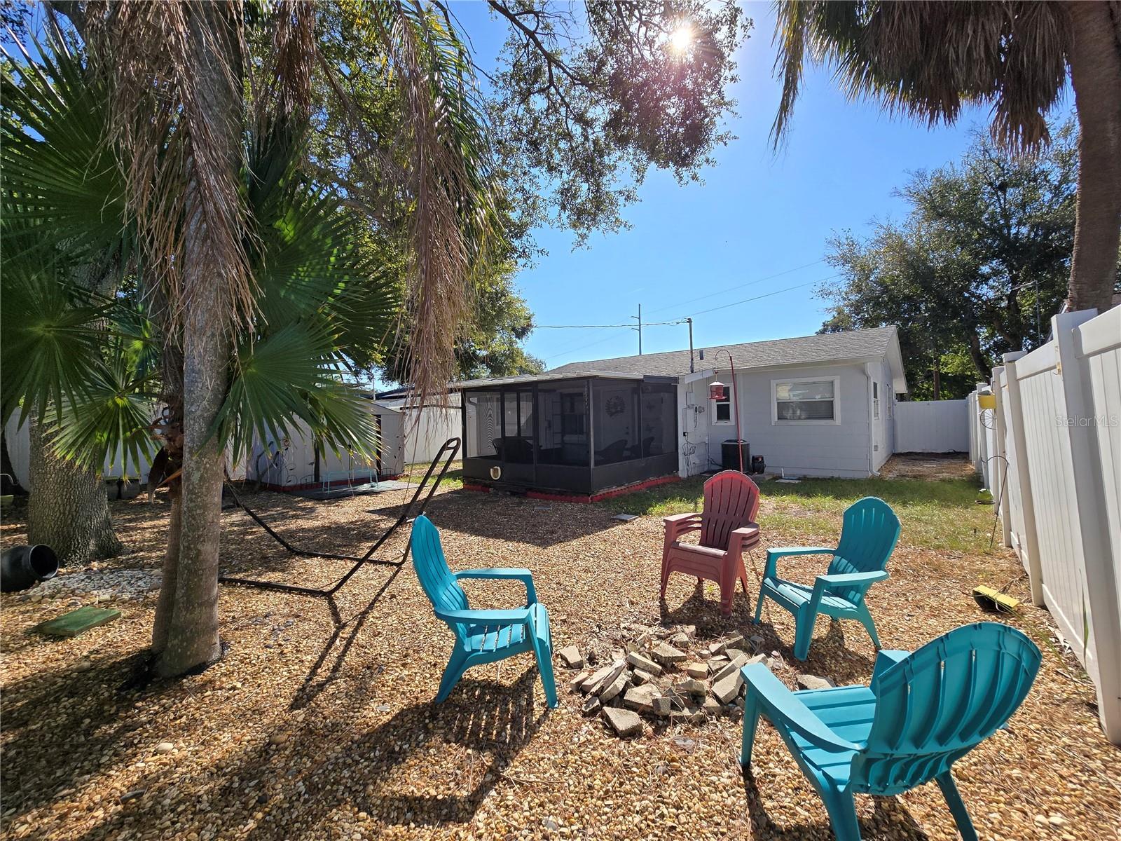 PASADENA ESTATES - Residential Lease