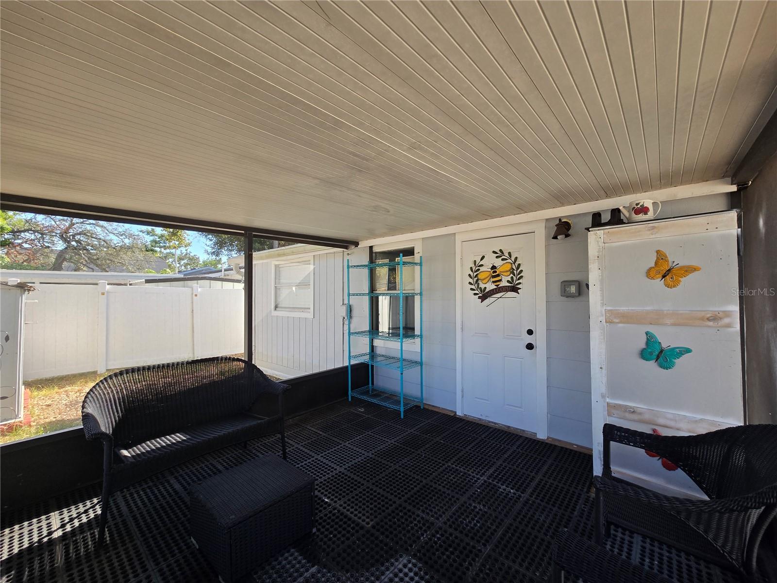 PASADENA ESTATES - Residential Lease