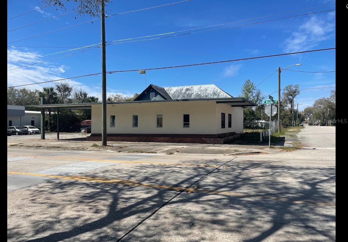 548 S WOODLAND BOULEVARD