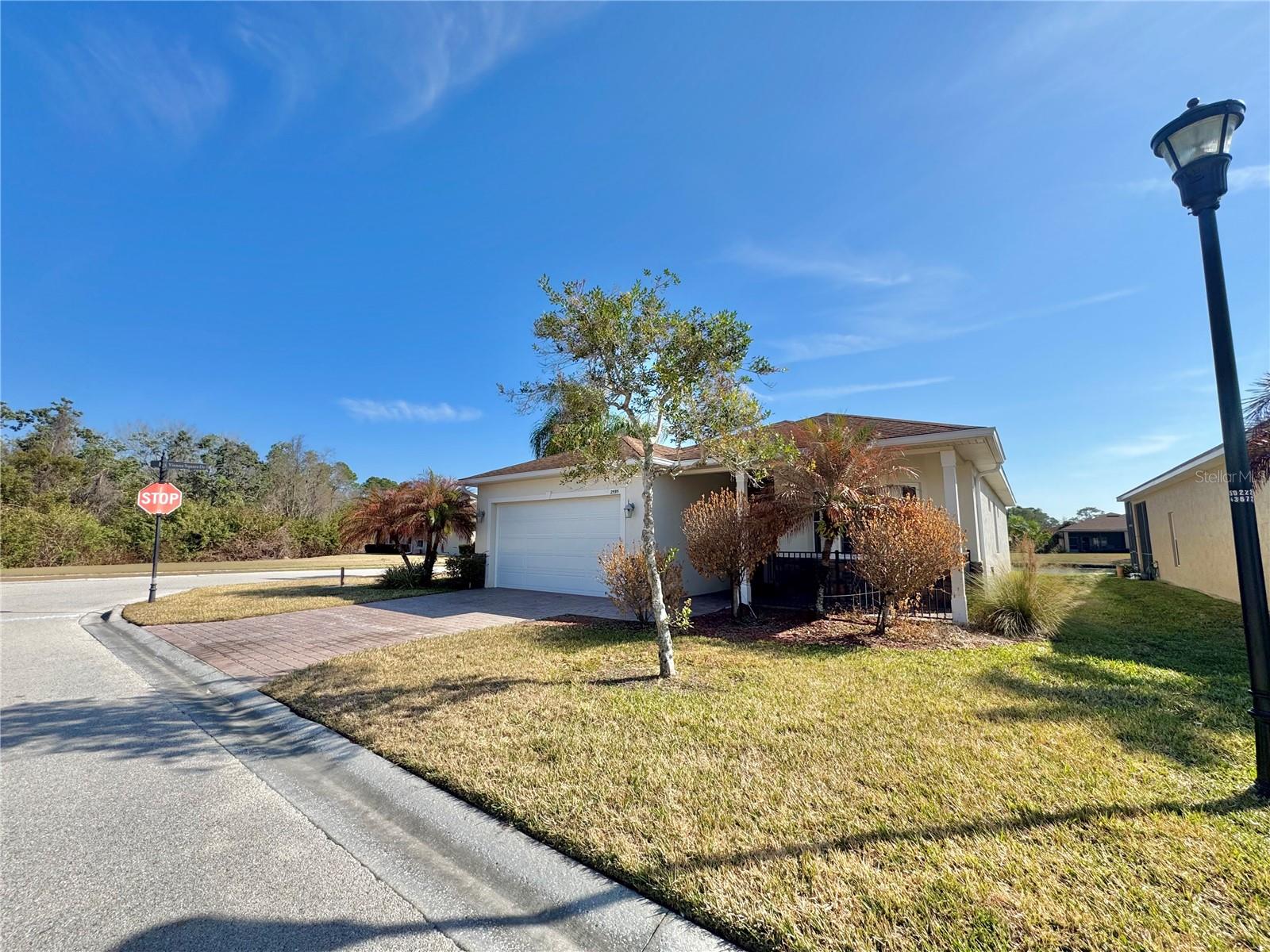 VIENNA SQUARE PH 01 - Residential Lease