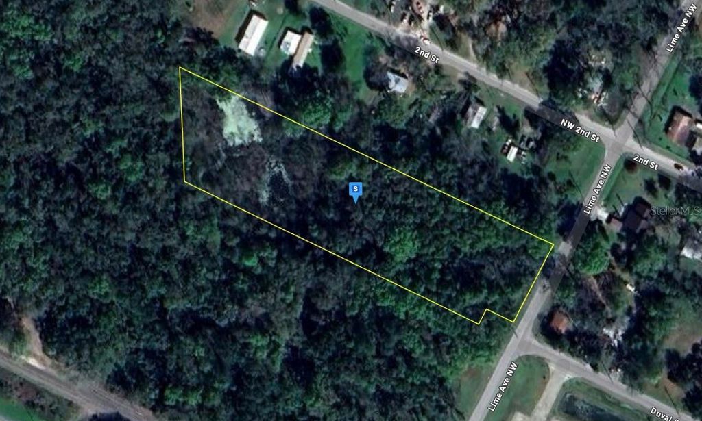 Photo of 945 Lime Avenue NW, Live Oak, FL 32064 (MLS # A4669058)