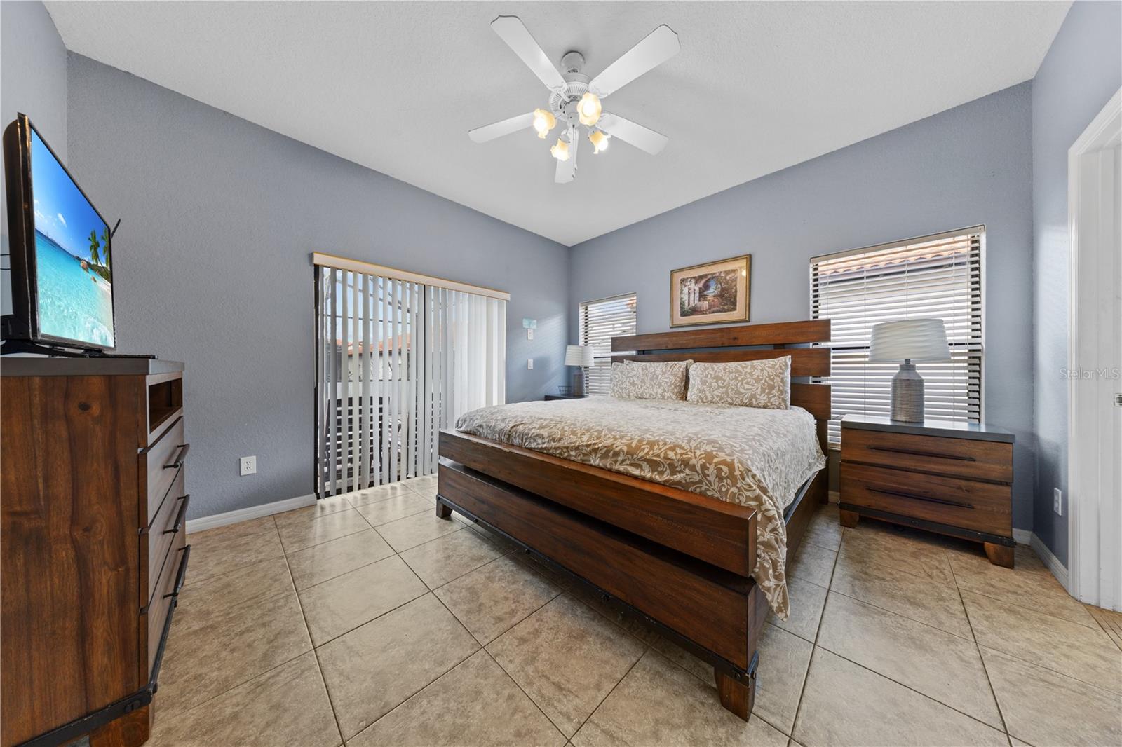 HIGH GROVE UNIT 01 LT 01 PB 50 PG 19-20 - Residential