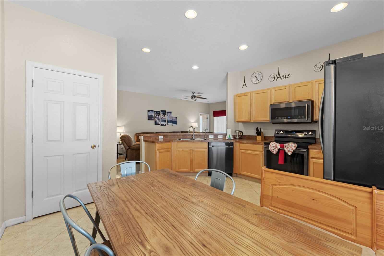 HIGH GROVE UNIT 01 LT 01 PB 50 PG 19-20 - Residential