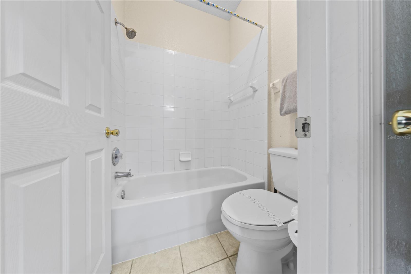 HIGH GROVE UNIT 01 LT 01 PB 50 PG 19-20 - Residential