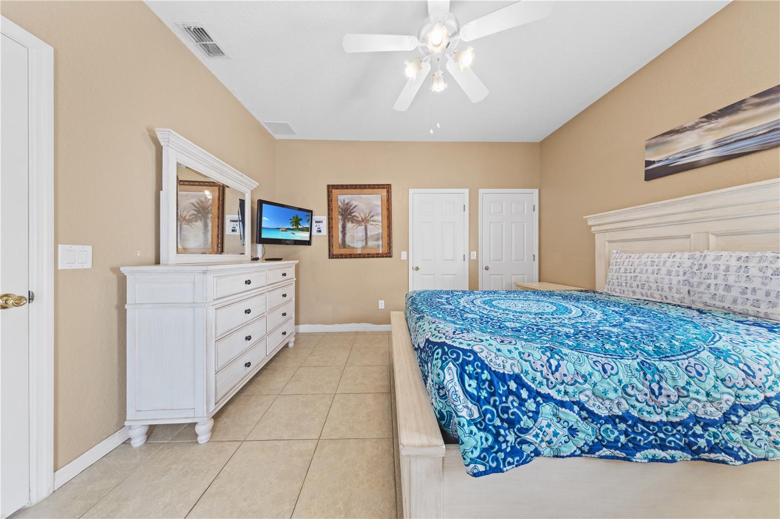 HIGH GROVE UNIT 01 LT 01 PB 50 PG 19-20 - Residential