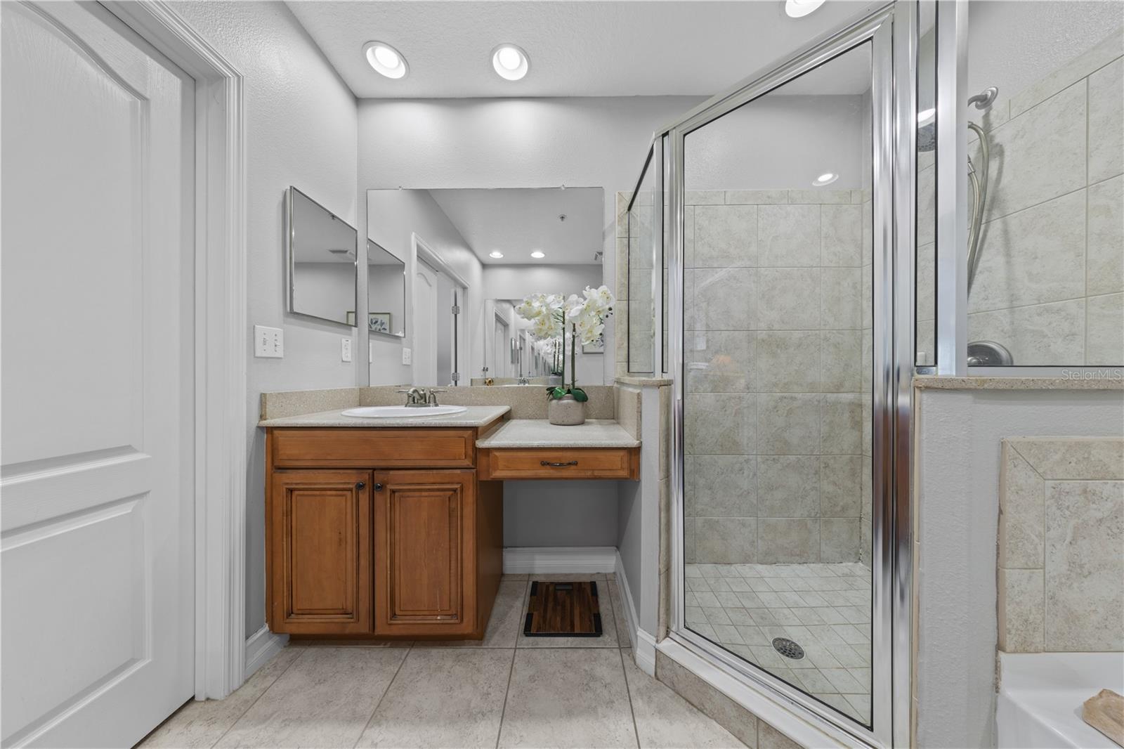 FOUNTAIN PARKE AT LAKE MARY - Residential