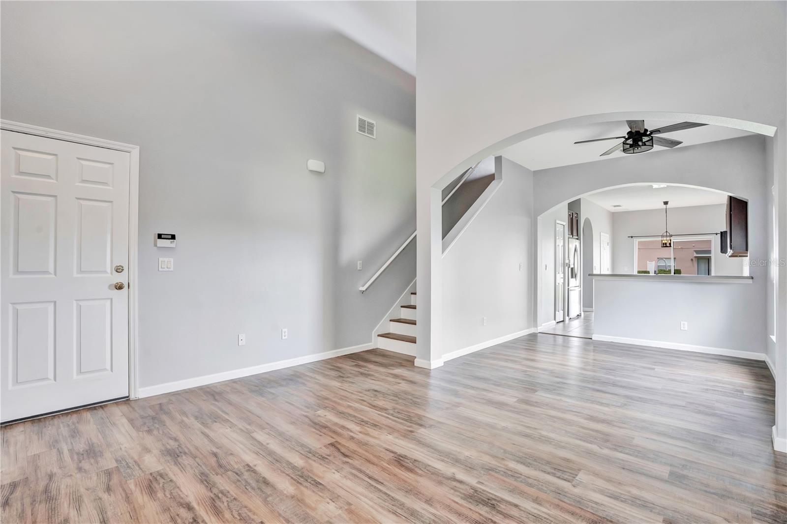 864 PARK GROVE COURT