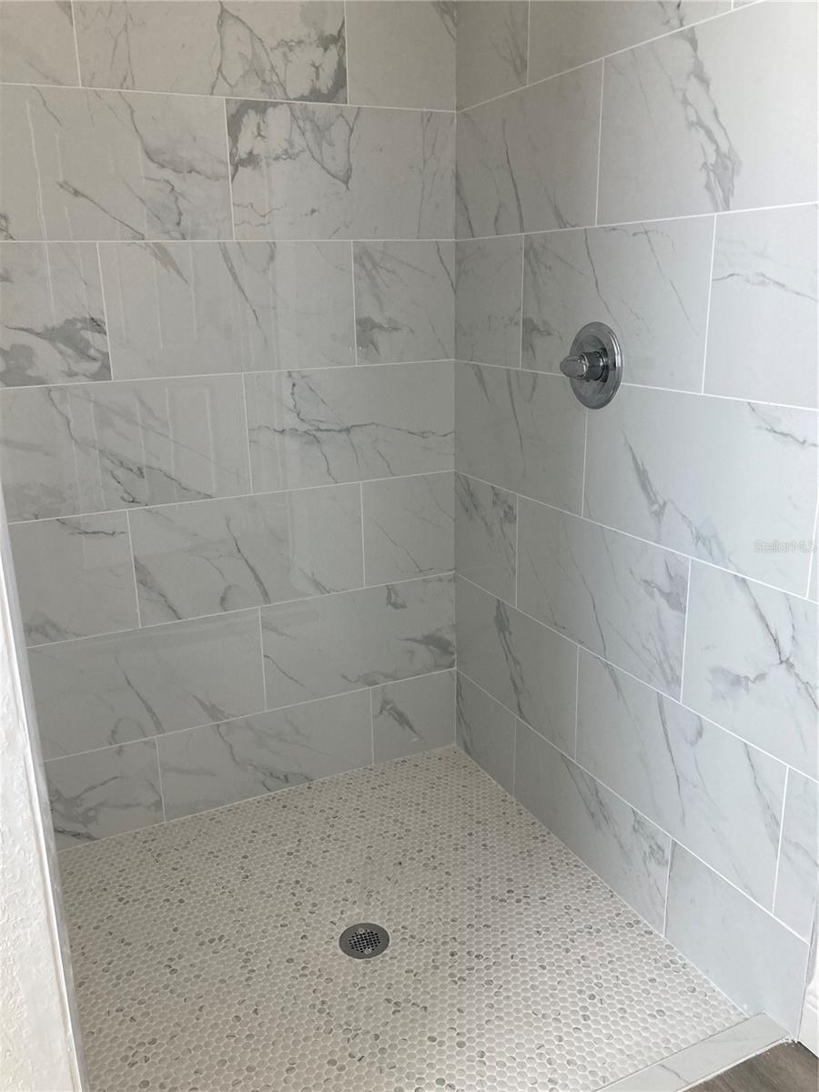 PORT CHARLOTTE SUB 08 - Residential Lease