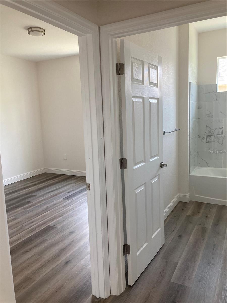 PORT CHARLOTTE SUB 08 - Residential Lease