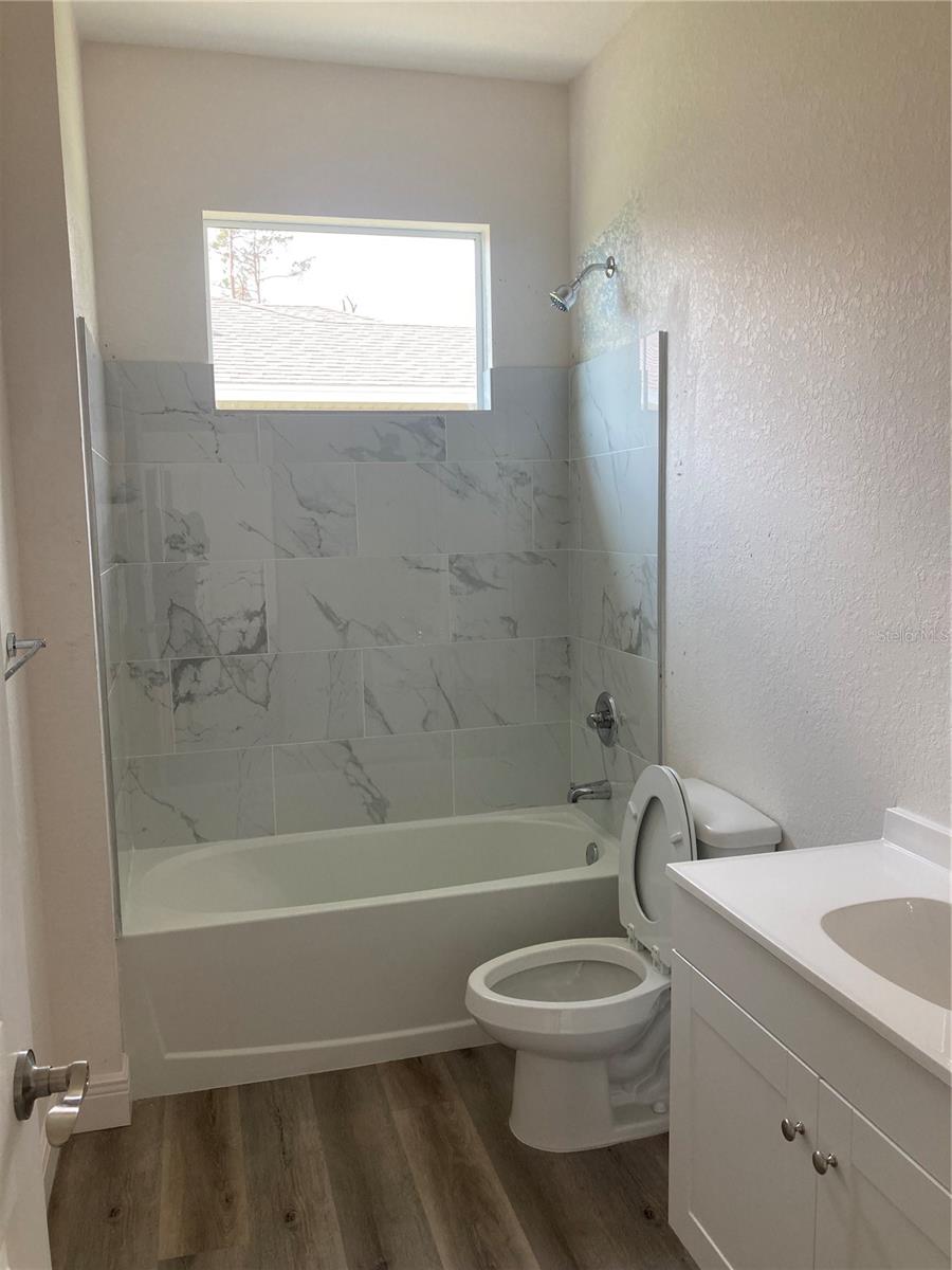 PORT CHARLOTTE SUB 08 - Residential Lease