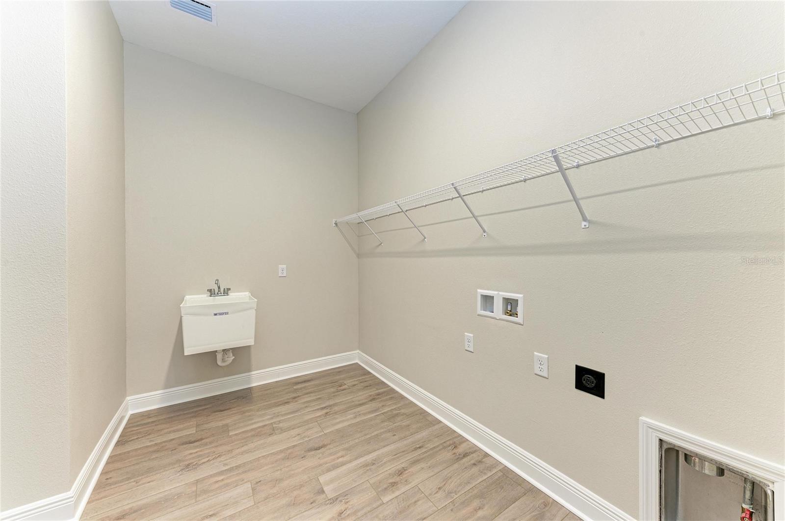 WELLEN PARK - Residential