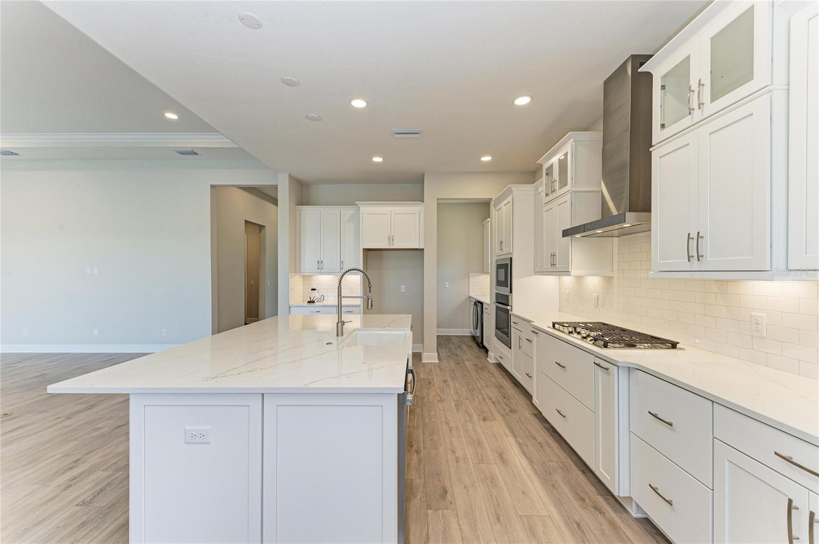 WELLEN PARK - Residential