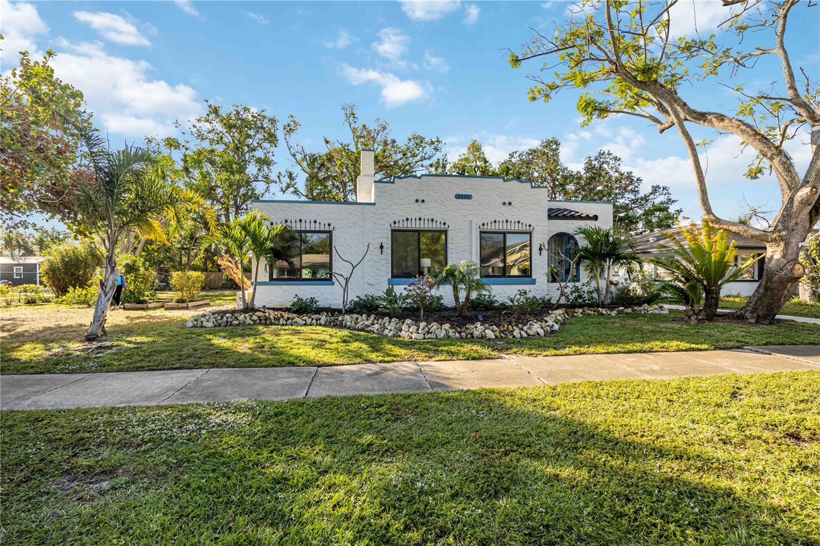 2509 14TH AVENUE W