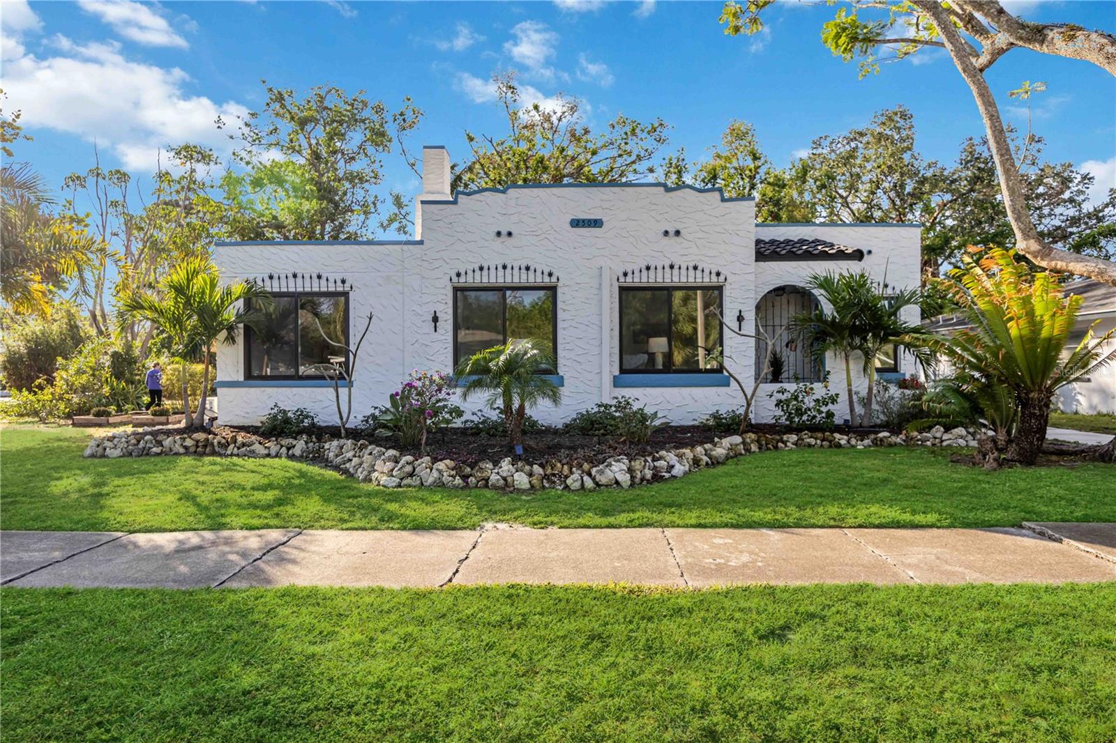 2509 14TH AVENUE W